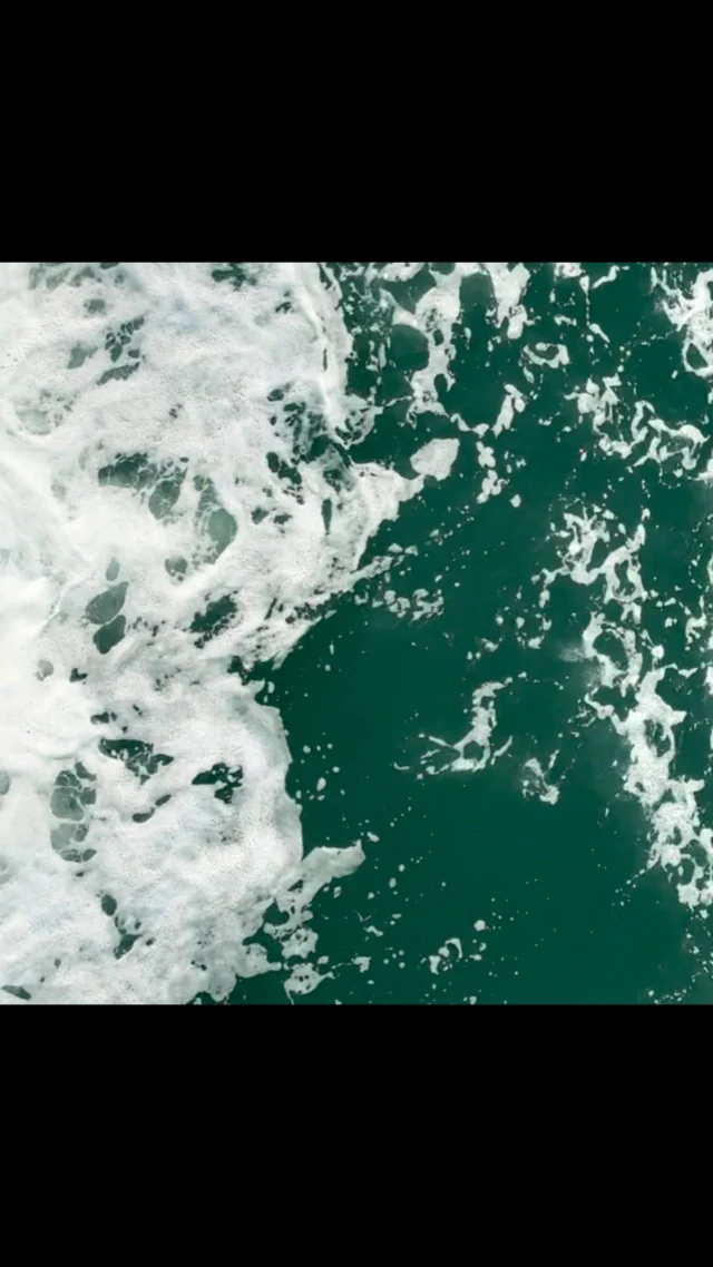 Smooth swell on ferry wake.
.
#modularsynth 
#postrock #avantpop #chamberpop #modernclassical #indiemusic #modalcounterpoint #ocean